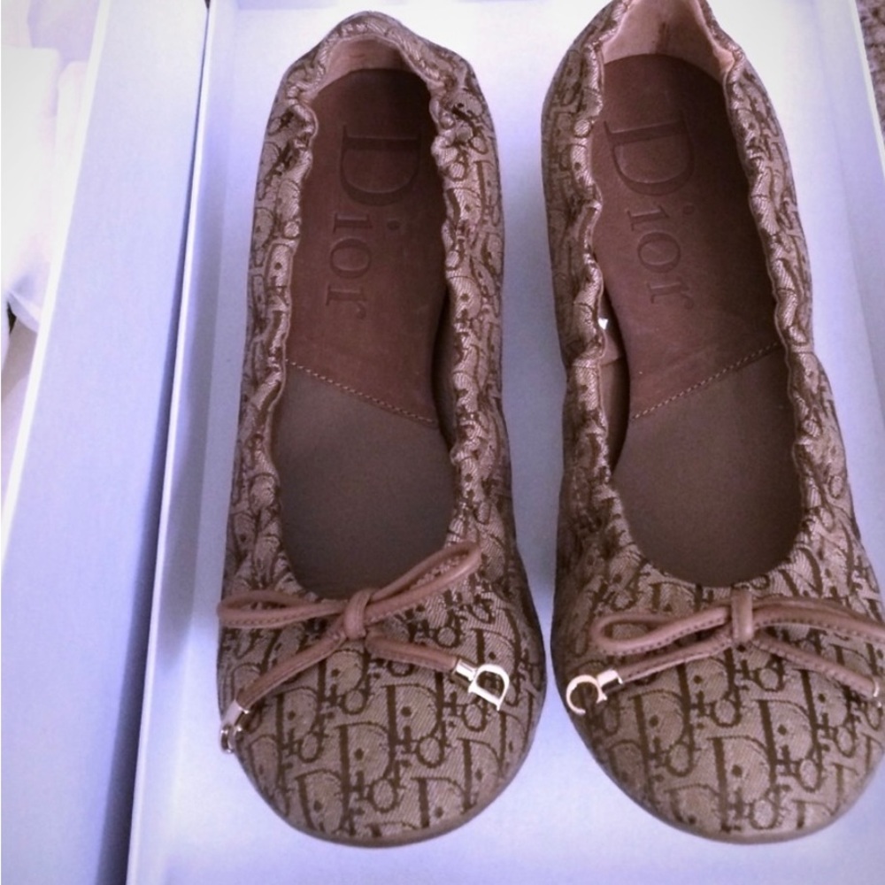 Like new Dior flats